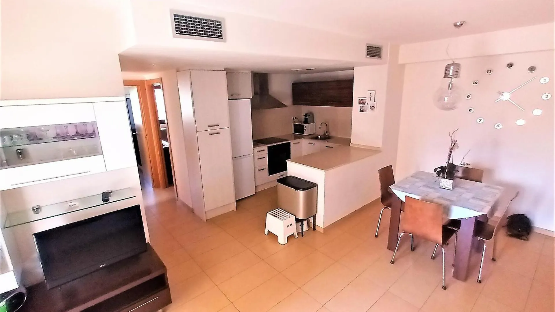Apartamento En Roses: Terraza, A/A, Wifi, Parking, 2ª Linea De Playa - Es-258-89 Spain