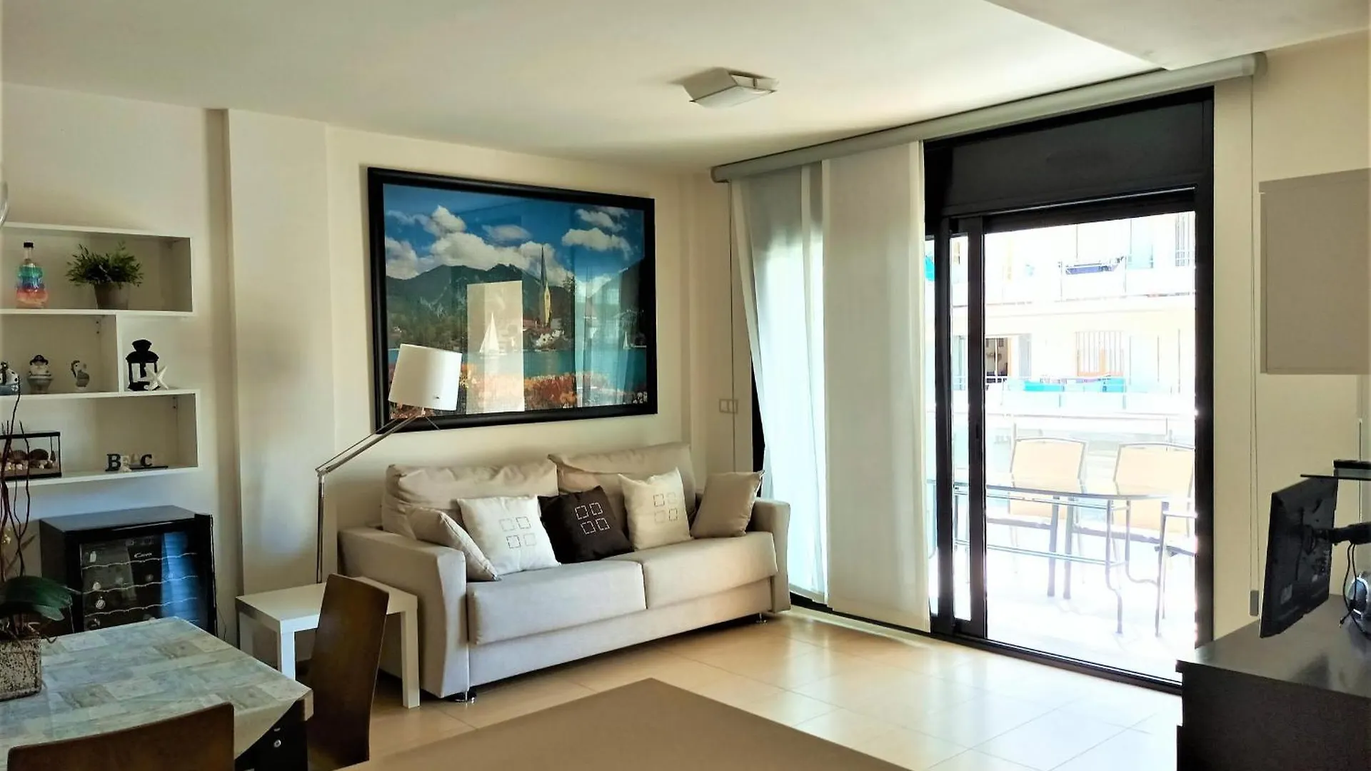 Apartamento En Roses: Terraza, A/A, Wifi, Parking, 2ª Linea De Playa - Es-258-89